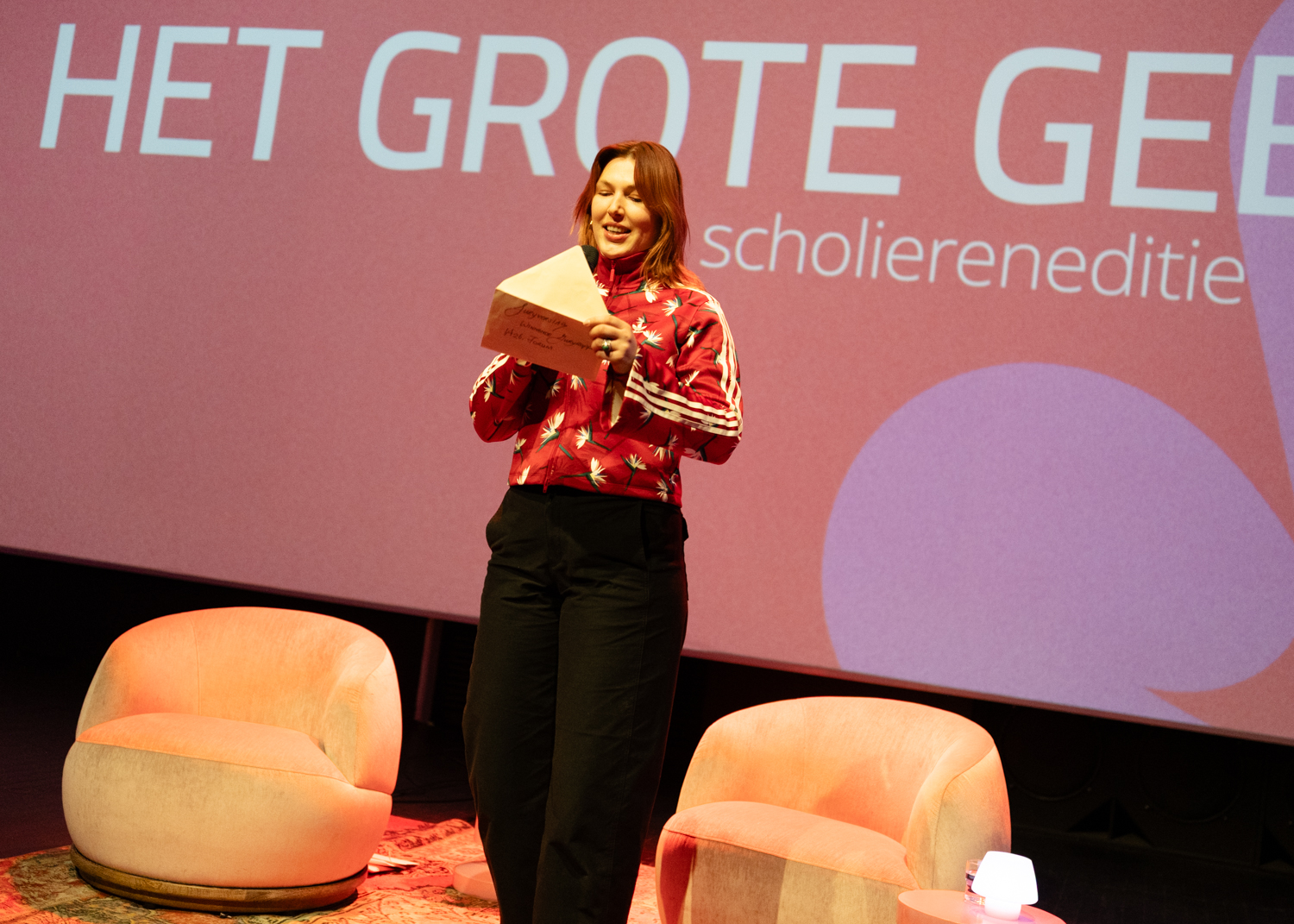 Het Kleine Gebeuren WEB 19 Feb 2026 Door Nienke┬áMaat 104