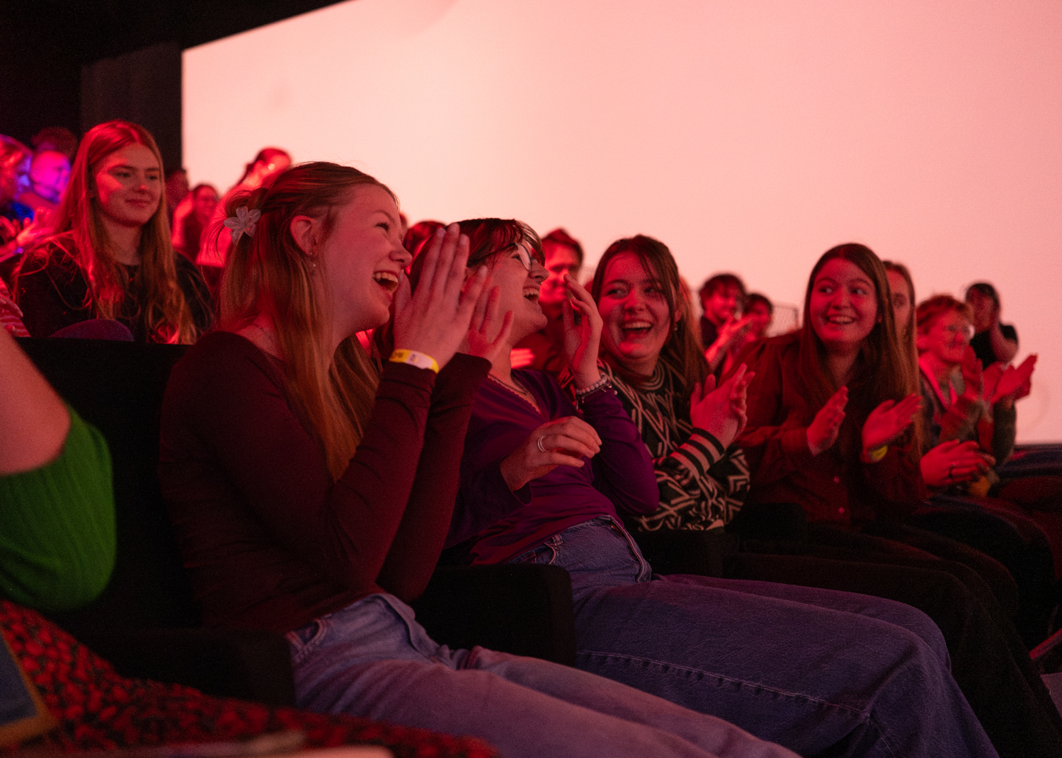 Het Kleine Gebeuren WEB 19 Feb 2026 Door Nienke┬áMaat 107